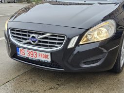 Volvo V60 2.0 D4 Momentum full