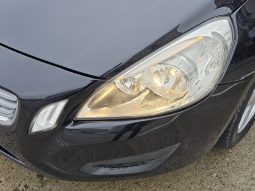 Volvo V60 2.0 D4 Momentum full