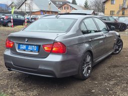 BMW 318i E90