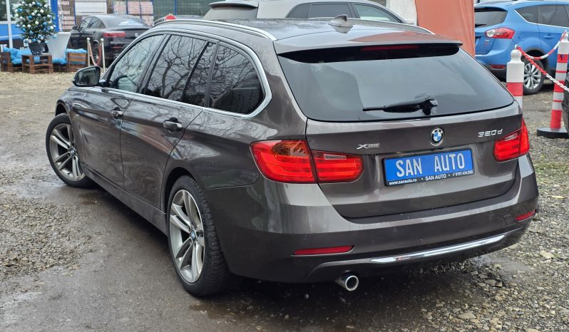 BMW 320D xDrive Luxury Line