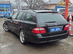 Mercedes Benz E240 S211