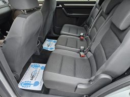 Volkswagen Touran 1.6 TDI full