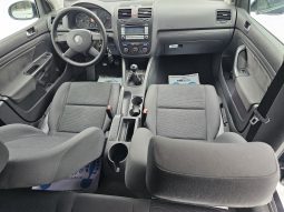 Volkswagen Golf V 1.9 TDI full