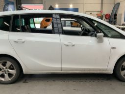 Opel Zafira Tourer 2.0 CDTI Innovation full