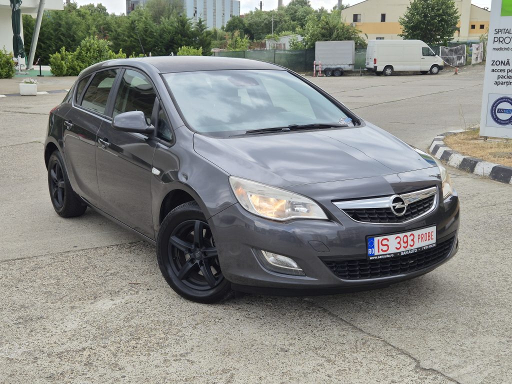 Opel Astra 1.7 CDTI Edition