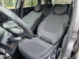 Renault Captur 1.5 dCi Intens full