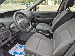 Renault Scenic 1.5 dCi Authentique full