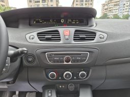 Renault Scenic 1.5 dCi Authentique full