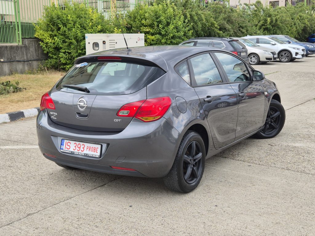 Opel Astra 1.7 CDTI Edition