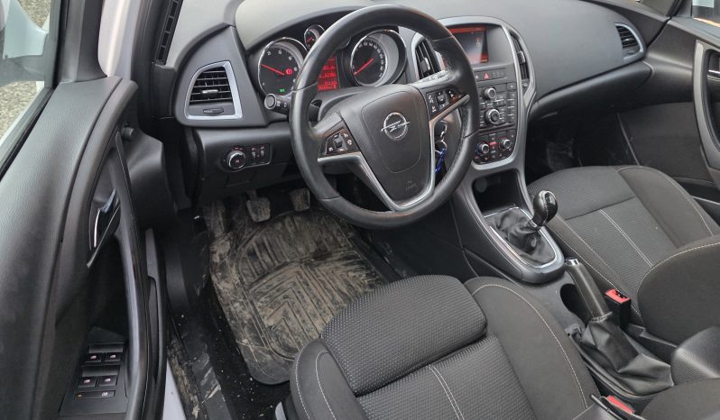 Opel Astra 1.6 CDTI DPF Active