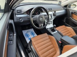 Volkswagen Passat 2.0 TDI Highline 4Motion BlueMotion full