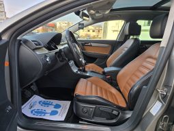 Volkswagen Passat 2.0 TDI Highline 4Motion BlueMotion full