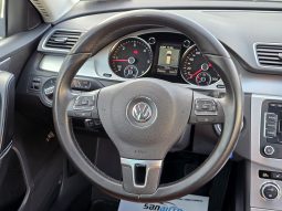 Volkswagen Passat 2.0 TDI Highline 4Motion BlueMotion full