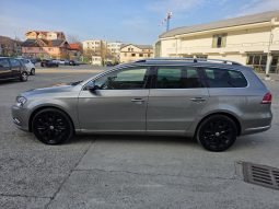 Volkswagen Passat 2.0 TDI Highline 4Motion BlueMotion full