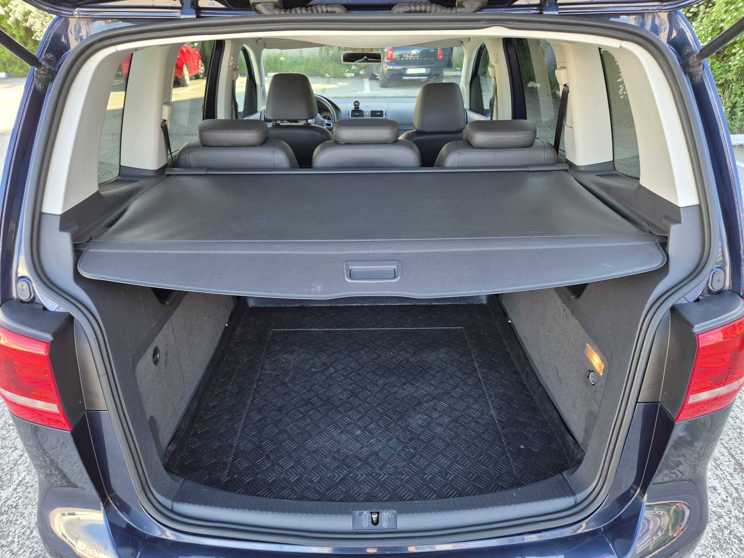 Volkswagen Touran 1.6 TDI Comfortline BlueMotion
