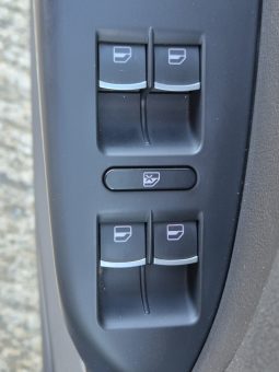 Volkswagen Touran 1.6 TDI Comfortline BlueMotion full