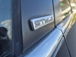 Volkswagen Golf VI 1.6 TDI full