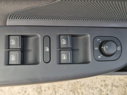 Volkswagen Jetta 2.0 TDI full