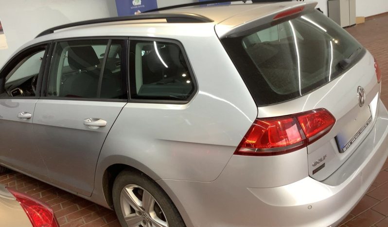 Volkswagen Golf VII 1.6 TDI Comfortline Blue