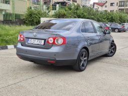 Volkswagen Jetta 2.0 TDI