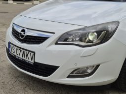 Opel Astra J 1.7 CDTI full