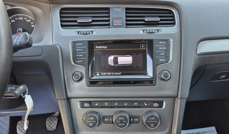 Volkswagen Golf VII 1.6 TDI Comfortline Blue