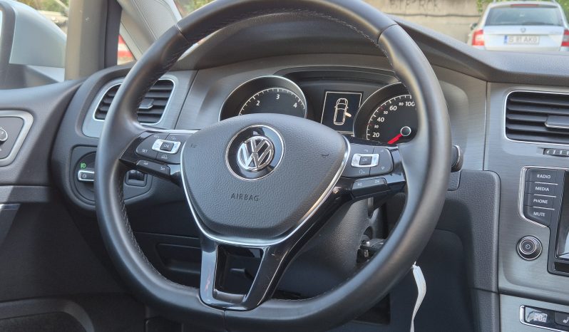 Volkswagen Golf VII 1.6 TDI Comfortline Blue