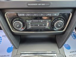 Skoda Superb 2.0 TDI full