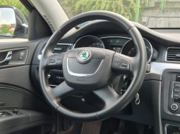 Skoda Superb 2.0 TDI full