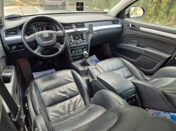Skoda Superb 2.0 TDI full