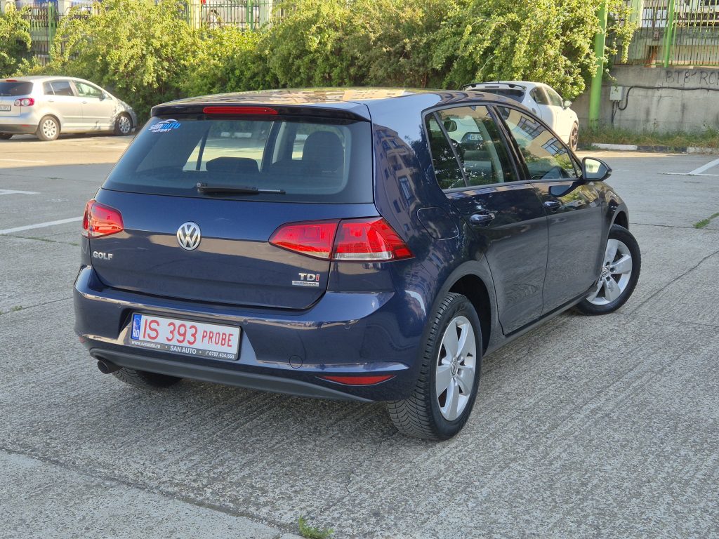 Volkswagen Golf VII 1.6 TDI Comfortline BlueMotion Tech