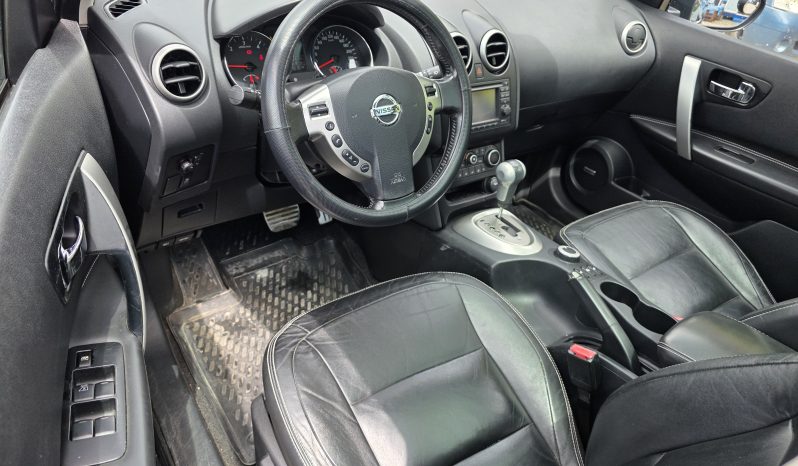 Nissan Qashqai 4×4 2.0 dCi 7 locuri