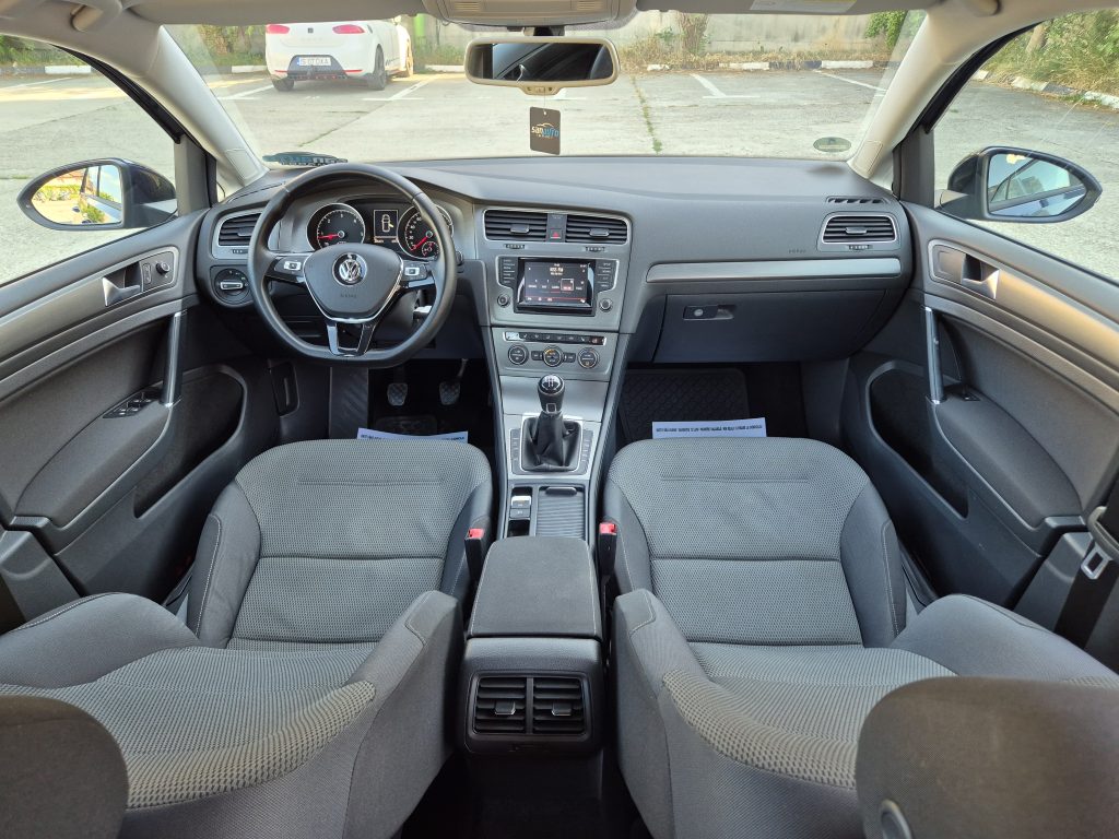 Volkswagen Golf VII 1.6 TDI Comfortline BlueMotion Tech