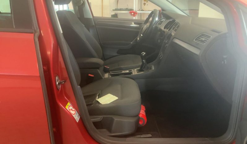 Volkswagen Golf VII 1.6 TDI Comfortline BlueMotion Tech