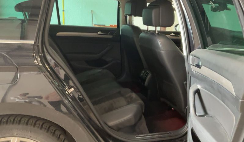 Volkswagen Passat 2.0 TDI Executive BluMotionTech