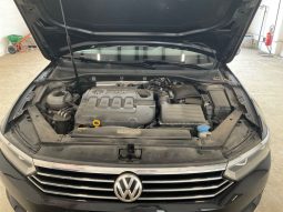 Volkswagen Passat 2.0 TDI Executive BluMotionTech full