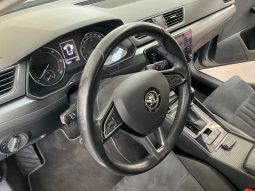 Skoda Superb 2.0 TDI Style full