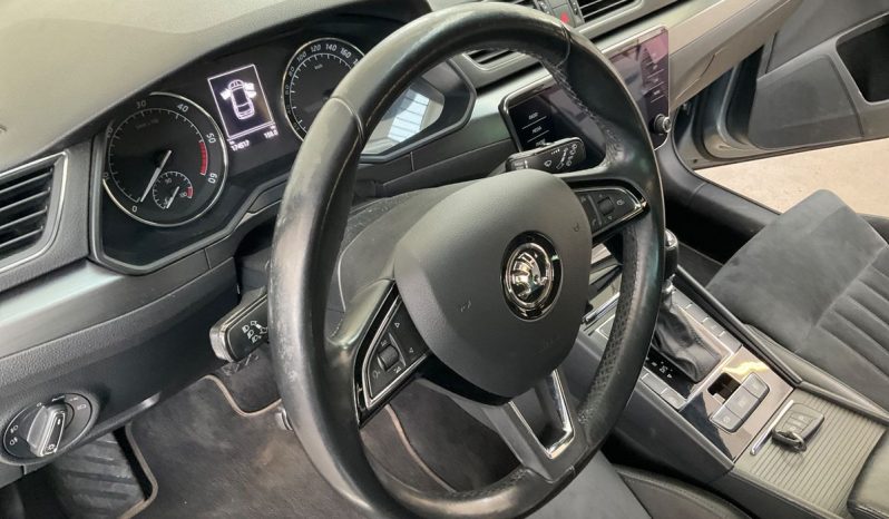 Skoda Superb 2.0 TDI Style