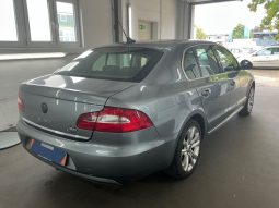 Skoda Superb 2.0 TDI Elegance full