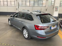 Skoda Superb 2.0 TDI Style