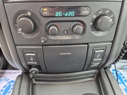 Jeep Grand Cherokee 2.7 CRD Overland full