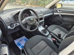 Skoda Octavia 1.6 TDI full