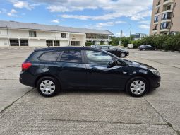 Opel Astra J 1.6 CDTI full
