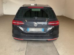 Volkswagen Passat 2.0 TDI Executive BluMotionTech full