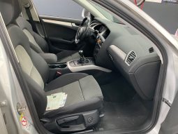 Audi A4 2.0 TDI Attraction full