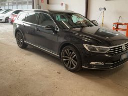 Volkswagen Passat 2.0 TDI Executive BluMotionTech full