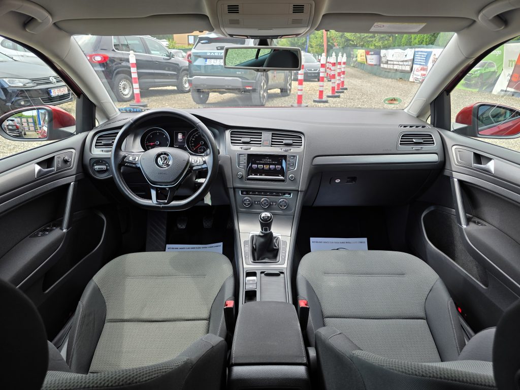 Volkswagen Golf VII 1.6 TDI Comfortline BlueMotion Tech