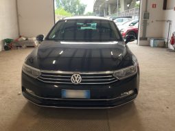 Volkswagen Passat 2.0 TDI Executive BluMotionTech full