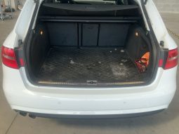 Audi A4 2.0 TDI Advanced full