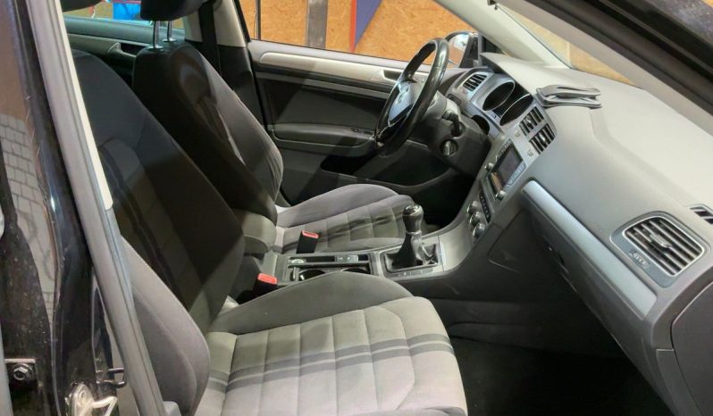 Volkswagen Golf VII 1.6 TDI Comfortline BlueMotion Tech